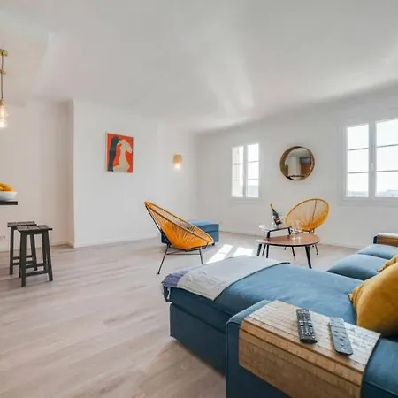 Elegant Apartment アパート サントロペ