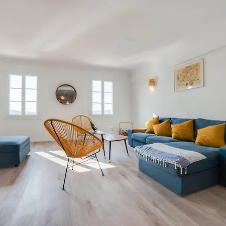 Elegant Apartment
