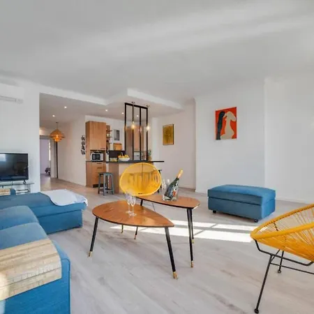 アパート Elegant Apartment *